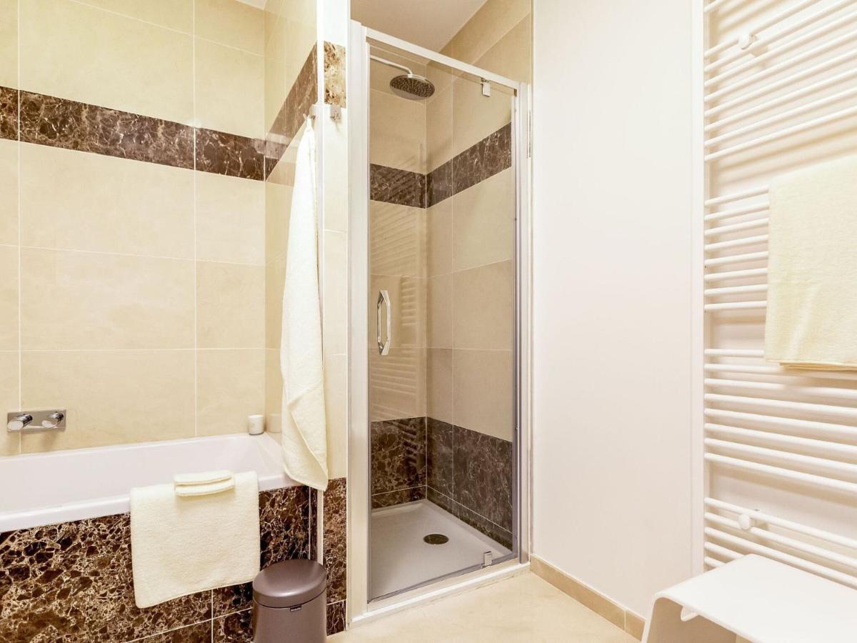 Luxurious Crystal Sea View With 2 Terraces Apartment Ostende